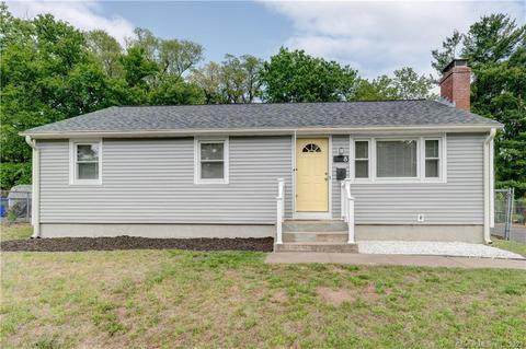 8 Spruce St, Bloomfield, CT 06002