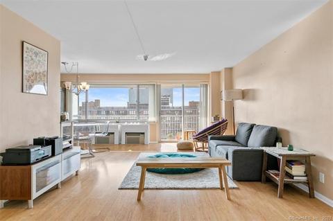 100 York St #17-S, New Haven, CT 06511
