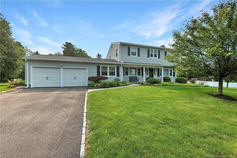 649 S Greenbrier Dr, Orange, CT 06477