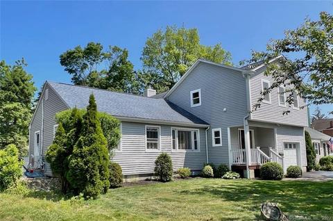 21 Hilltop Ave, Stamford, CT 06907