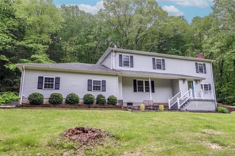 52 Reservoir Rd, New Milford, CT 06776