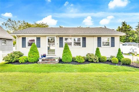 57 Salt Pond Way, Westerly, RI 02891