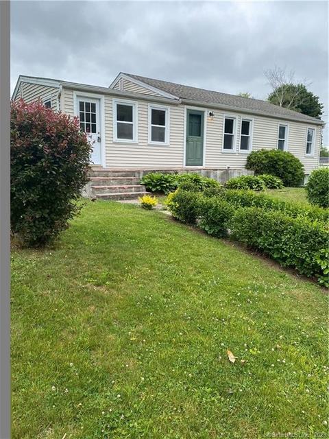 211 Hunters Rd, Norwich, CT 06360