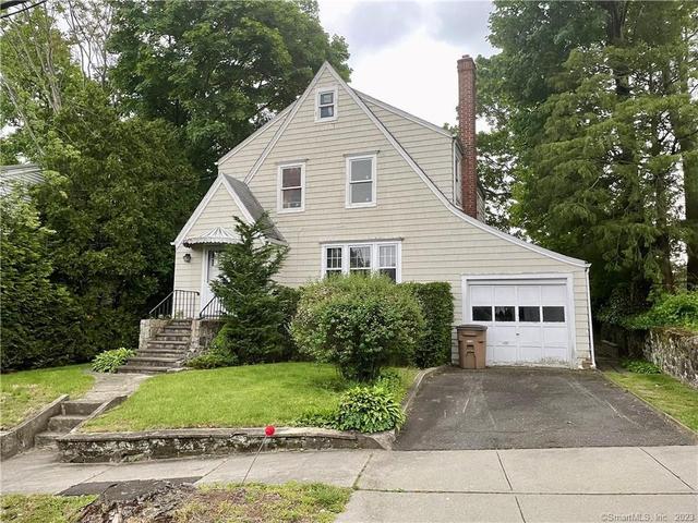 46 Puritan Ln, Stamford, CT 06906