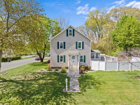 143 Home Acres Ave, Milford, CT 06460