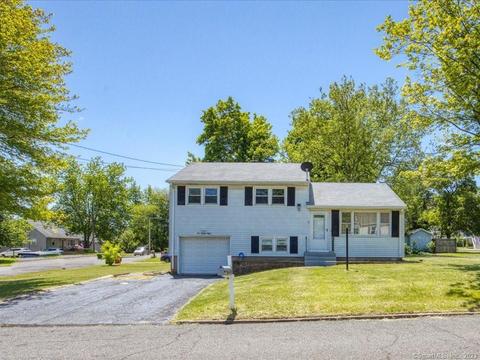 128 Belvedere Dr, Meriden, CT 06450