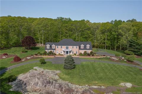 145 Dorman Rd, Oxford, CT 06478