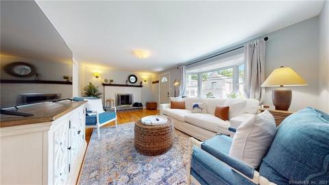 84 Grant St, Milford, CT 06460