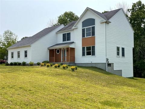 51 Emerald Glen Ln, Salem, CT 06420