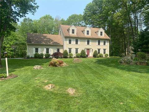 61 Quail Run, Madison, CT 06443