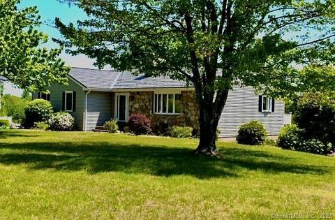 22 N Main St, East Granby, CT 06026