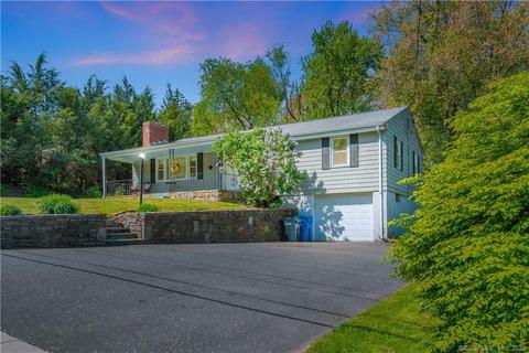 54 Ferguson Rd, Manchester, CT 06040