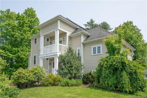 27 Wettleson Ave, West Hartford, CT 06107