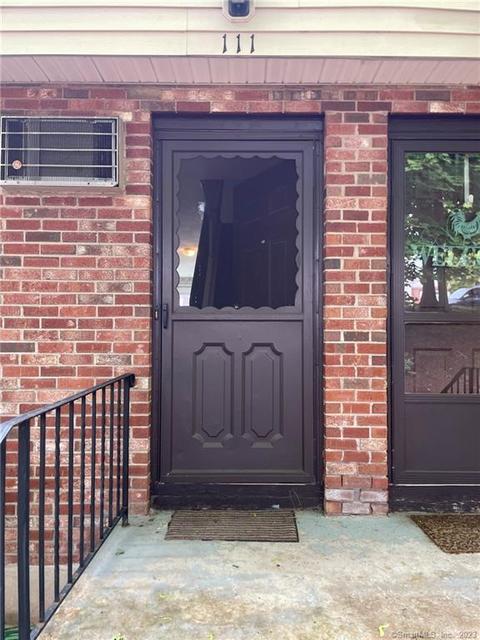 111 Blackstone Vlg #111, Meriden, CT 06450