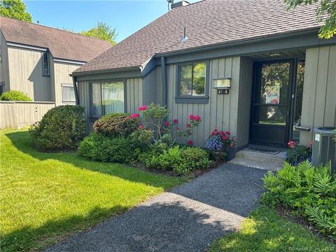 41 Heritage Vlg #A, Southbury, CT 06488