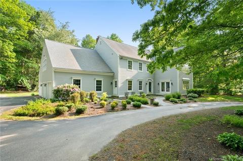 27 Jeremy Dr, East Lyme, CT 06333