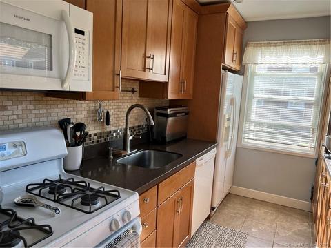 84 Canaan Bld 84 Ct #16, Stratford, CT 06614