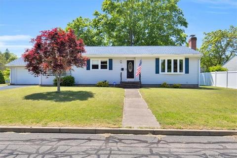 12 Schaller Rd, Manchester, CT 06042