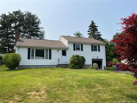 11 Terrie Rd, Farmington, CT 06032