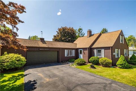 23 Ridgeway St, Newington, CT 06111