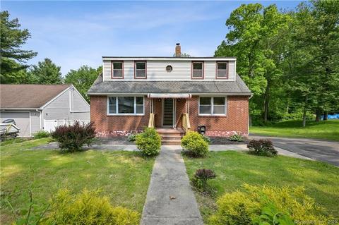 211 Malcolm Rd, West Haven, CT 06516