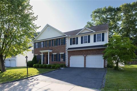 21 Milford Hunt Ln, Milford, CT 06461