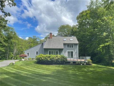 194 Stagecoach Rd, Avon, CT 06001