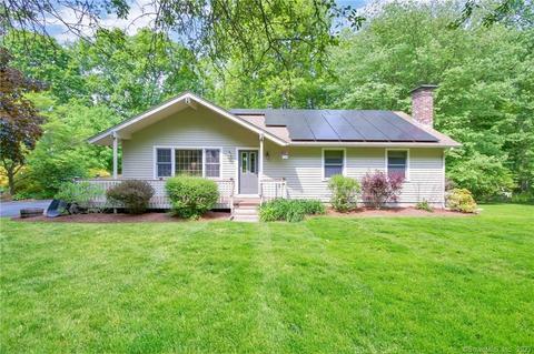 104 Gates Rd, Lebanon, CT 06249