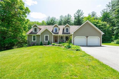 486 Mulberry St, Southington, CT 06479