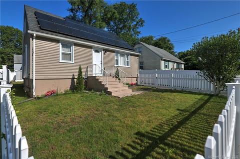 66 Brookside Ave, Bridgeport, CT 06606