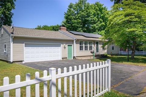 53 Woodland St, Plainville, CT 06062