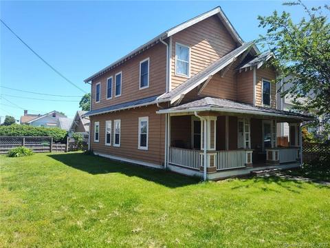 4 Mohegan Ave, Stamford, CT 06902
