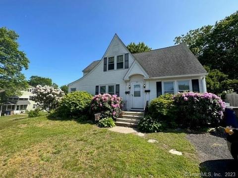 32 Earl St, Vernon, CT 06066