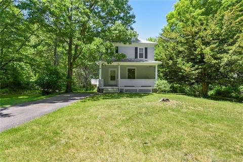95 Pleasant View St, Griswold, CT 06351