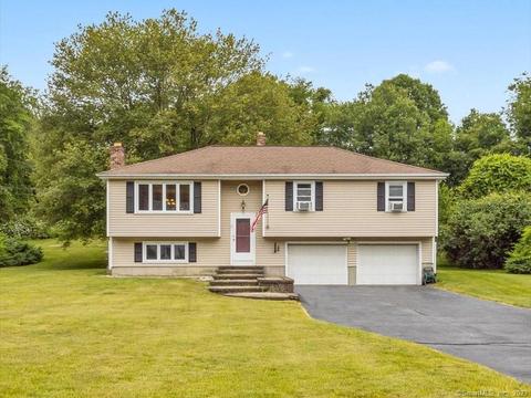 7 Lena Dr, Montville, CT 06382