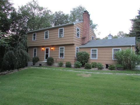 7 Chinmoy Ln, New Milford, CT 06776