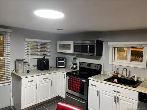 21 Winthrop Ave, New Haven, CT 06519
