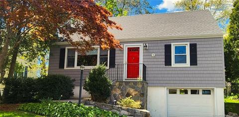 3 Fullin Ct, Norwalk, CT 06851