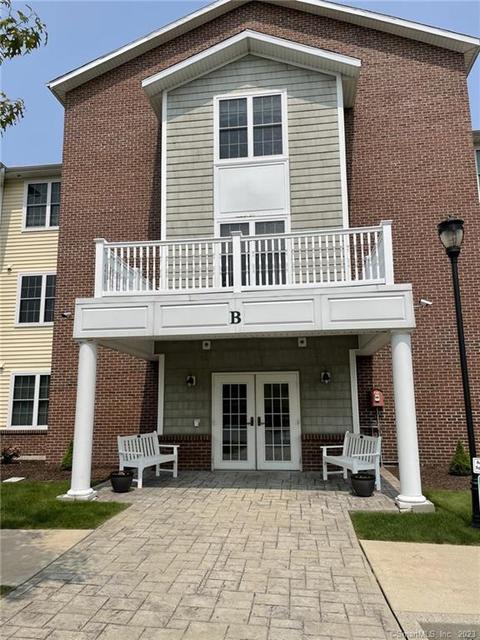 2590 Gold Star Hwy #118, Mystic, CT 06355