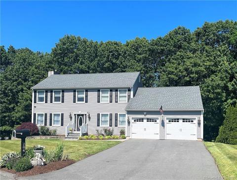 104 Harold Dr, Newington, CT 06111