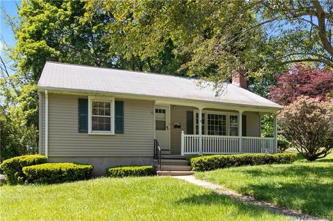 9 Burcam Cir, Deep River, CT 06417