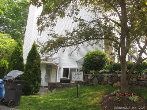 20 E Pembroke Rd #20, Danbury, CT 06811