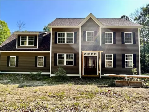 83 Grandview Dr, Lebanon, CT 06249