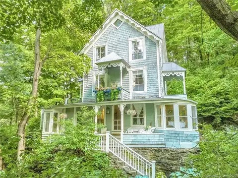 410 Sharon Goshen Tpke, Cornwall, CT 06796