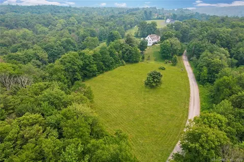 1 Maple View Trail, Litchfield, CT 06759