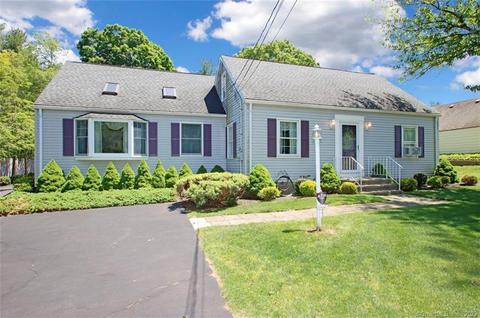 223 Maple Ave, North Haven, CT 06473