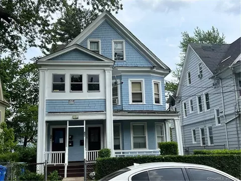 82 Cabot St, Hartford, CT 06112