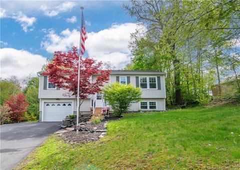 181 Candlewood Lake Rd, Brookfield, CT 06804
