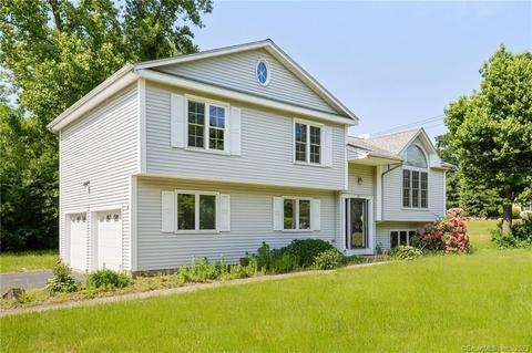 52 E Wintonbury Ave, Bloomfield, CT 06002