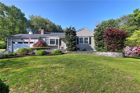 847 Brookside Dr, Orange, CT 06477